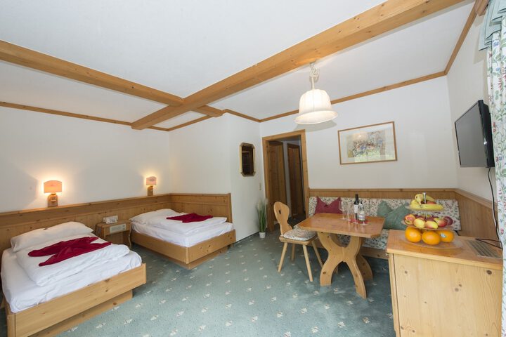 Room 5 of 41