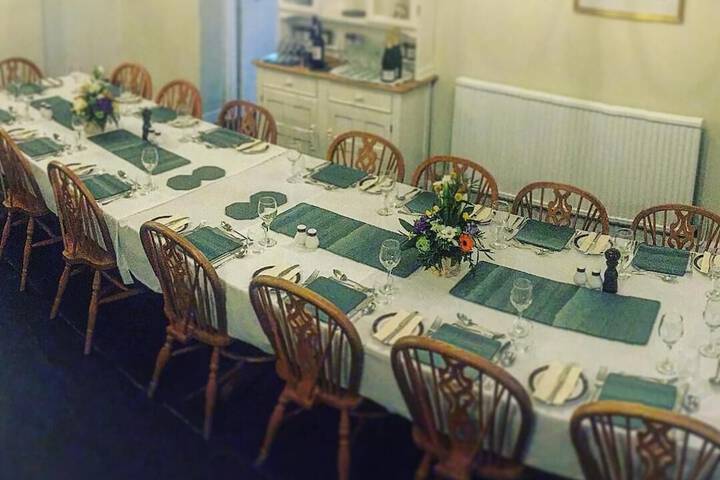 Dining 22 of 30