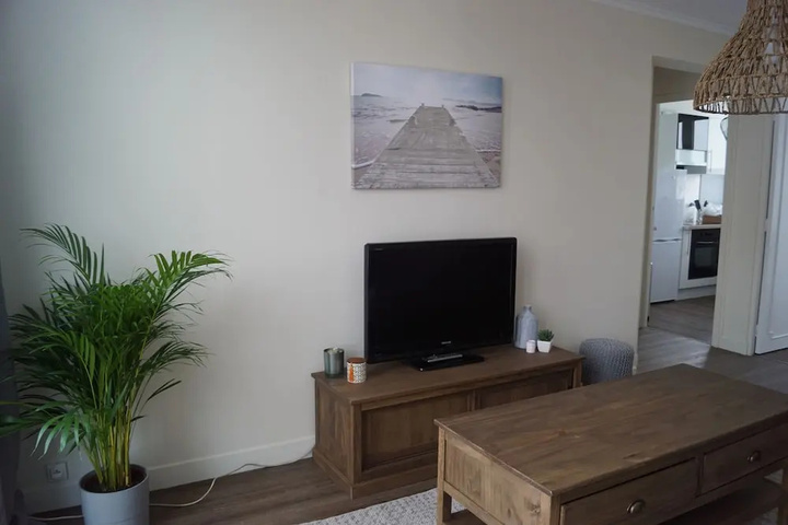 Room 7 of 11