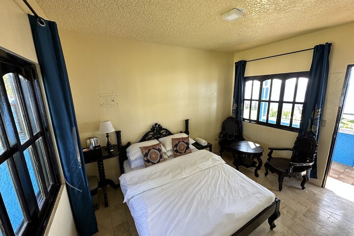 Room 17 of 78