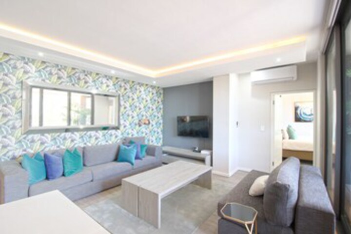 Room 15 of 32