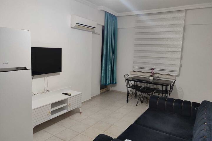 Room 8 of 13
