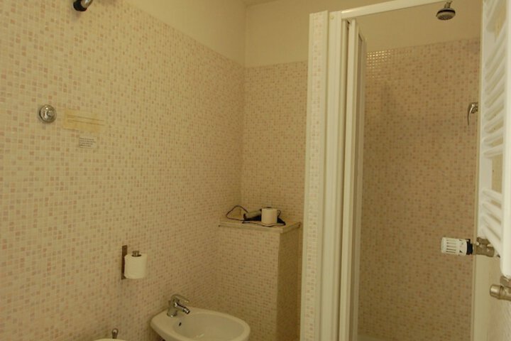 Room 56 of 91