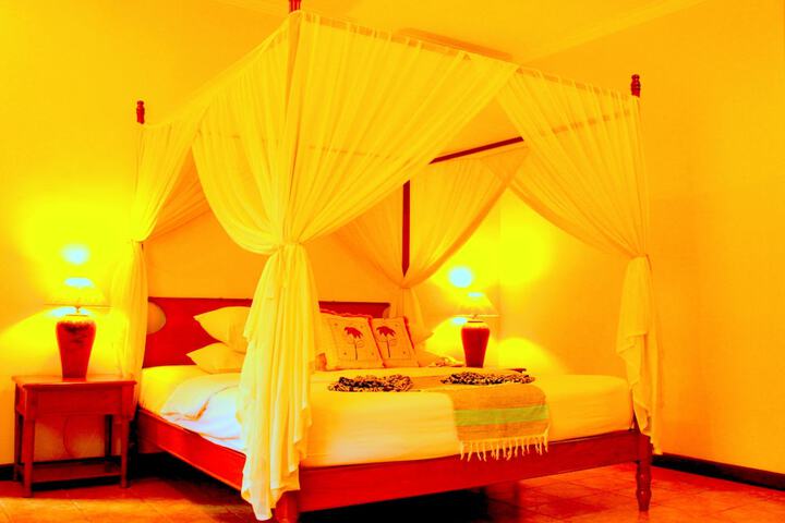 Room 5 of 26
