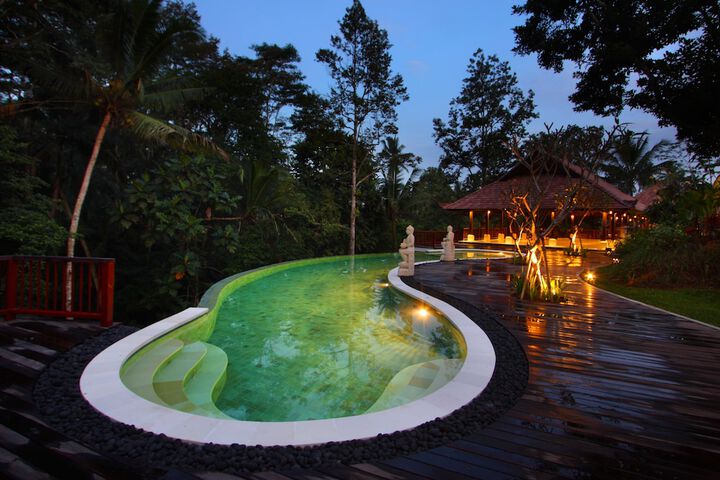 Pool 107 of 232