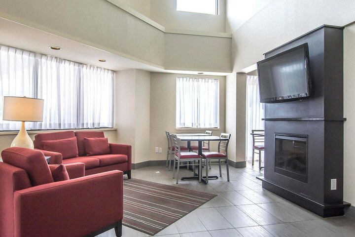 Hotel Interior 2 of 34