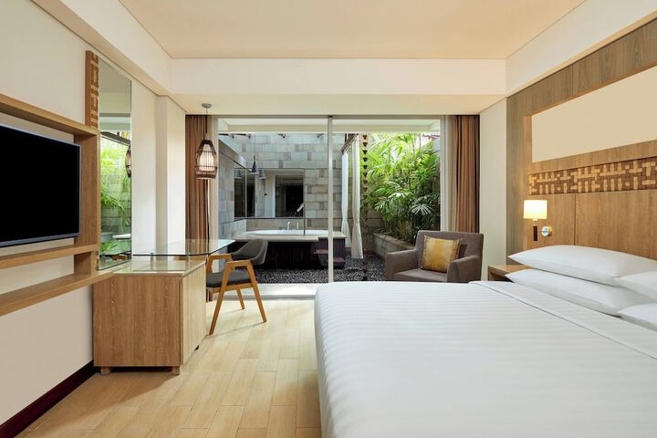 Room 19 of 61