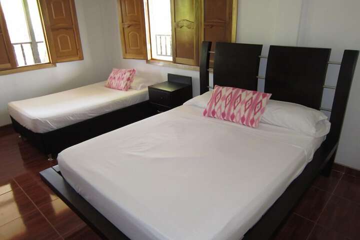 Room 14 of 38