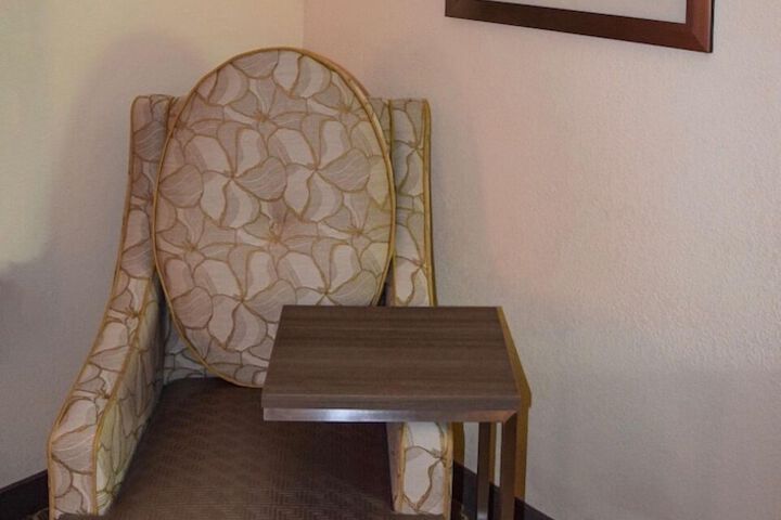 Room 5 of 23