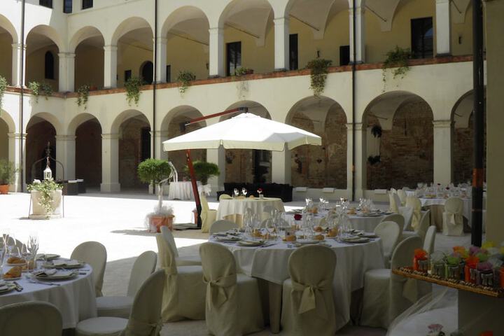 Wedding/Banquet 27 of 33