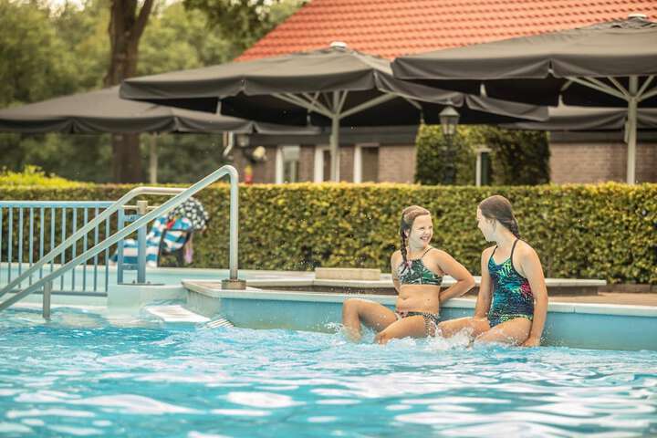 Pool 20 of 58