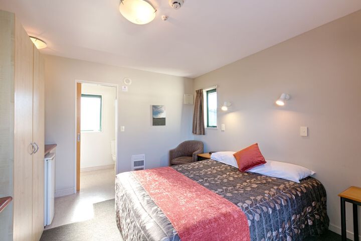 Room 20 of 37