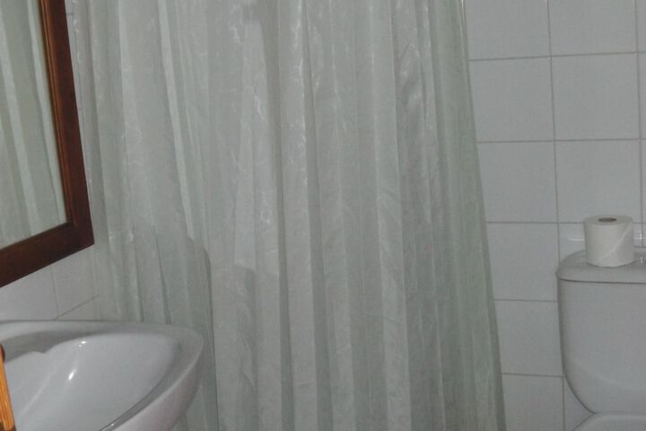 Room 19 of 33