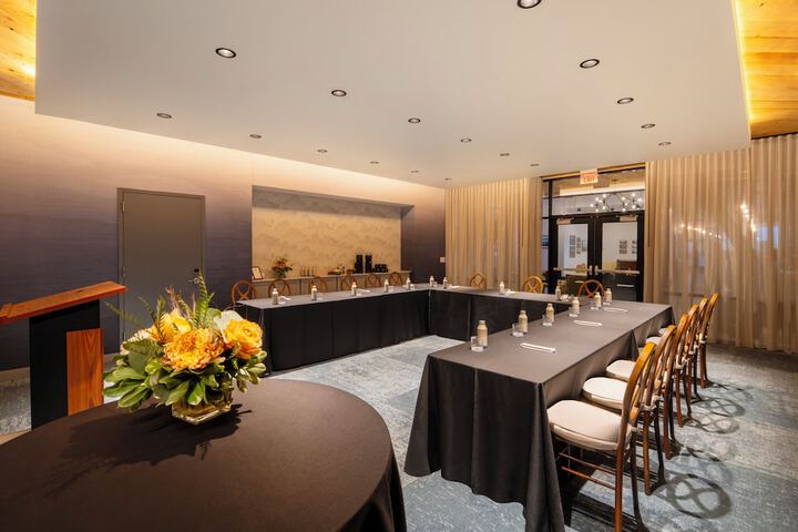 Meeting facility