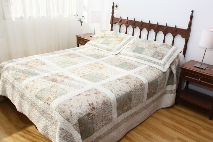 Room 4 of 65