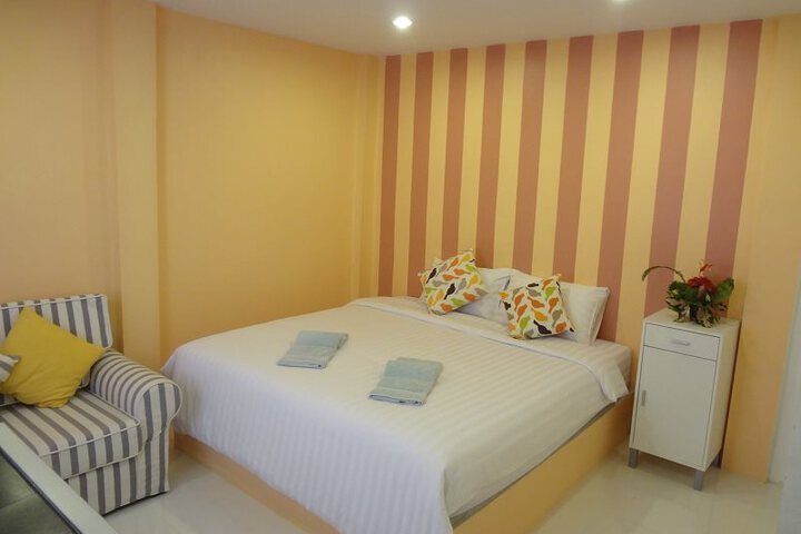 General 2 of 14