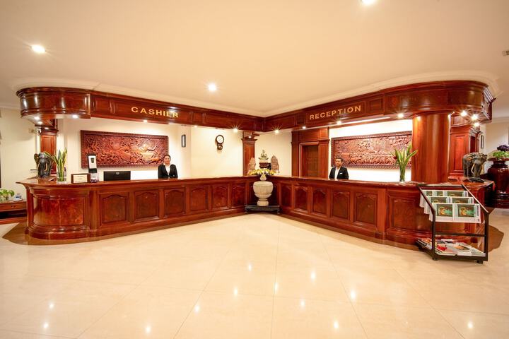Hotel Interior 4 of 169