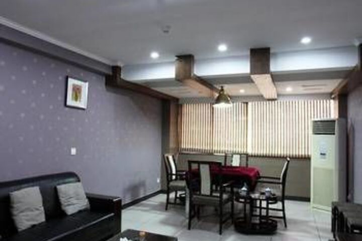 Room 5 of 41