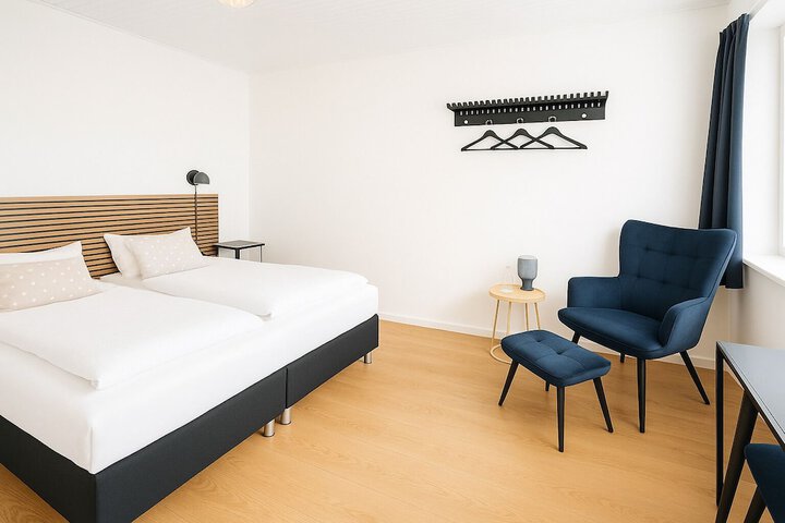 Room 11 of 26