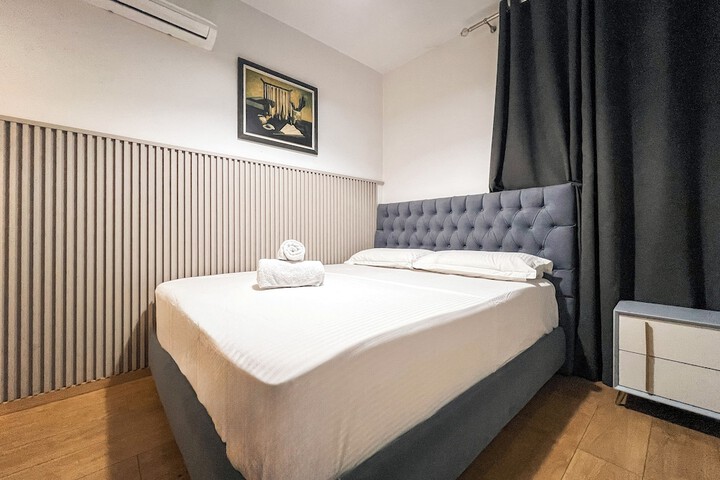 Room 55 of 107
