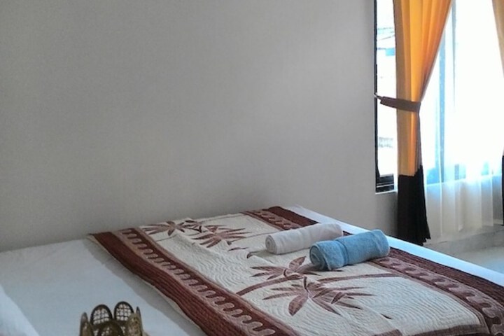 Room 9 of 23