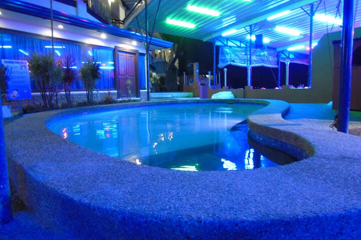 Pool 61 of 83
