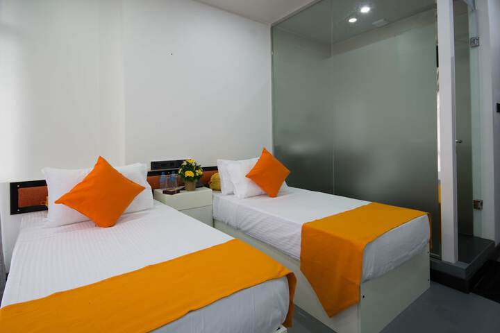 Room 8 of 47
