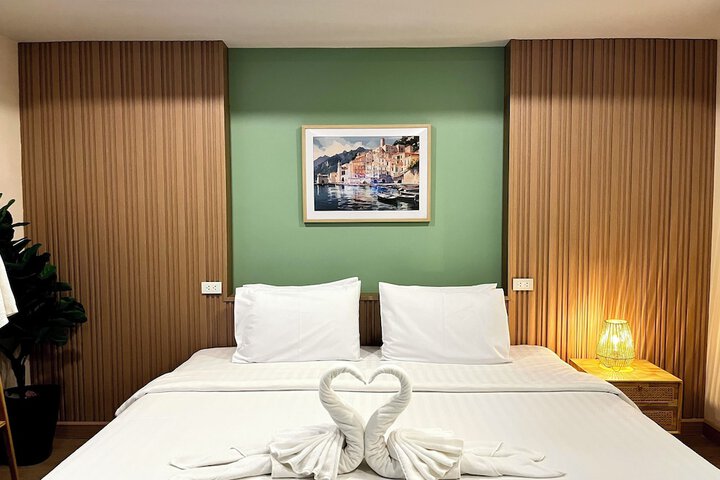 Room 40 of 164