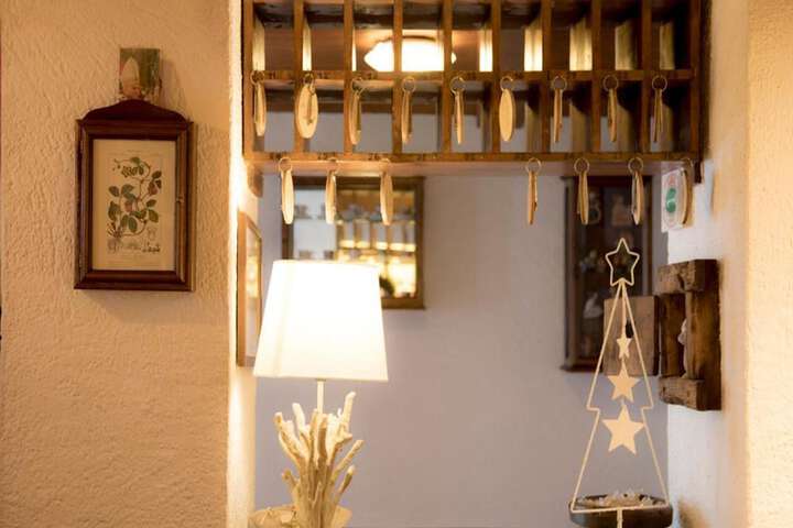 Hotel Interior 6 of 93