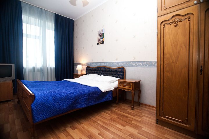 Room 15 of 164