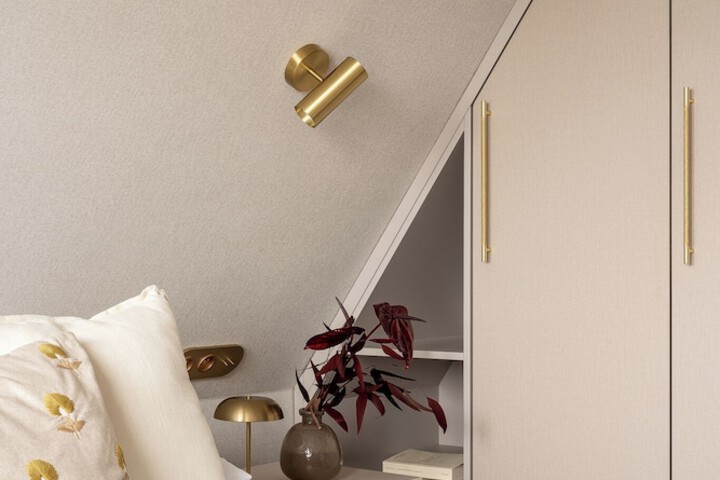 Room 8 of 73