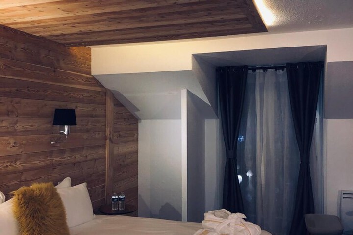 Room 8 of 57