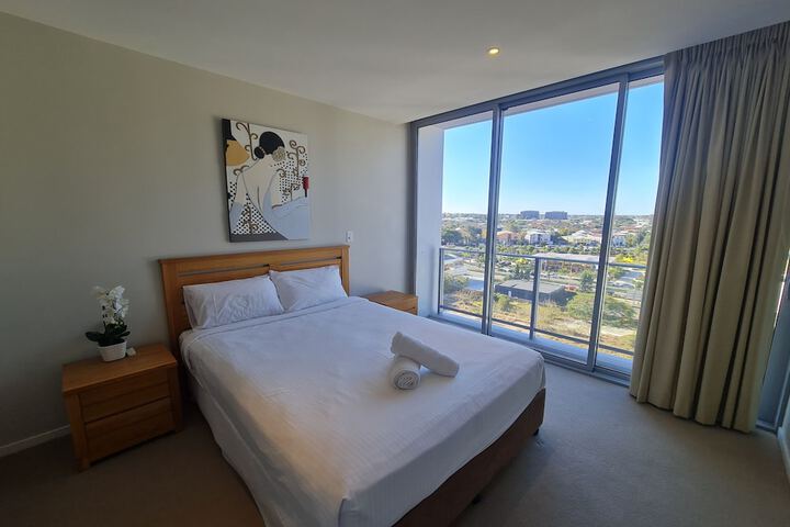 Room 7 of 34