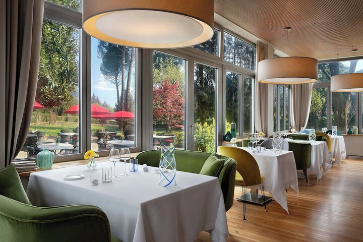 Dining 100 of 136