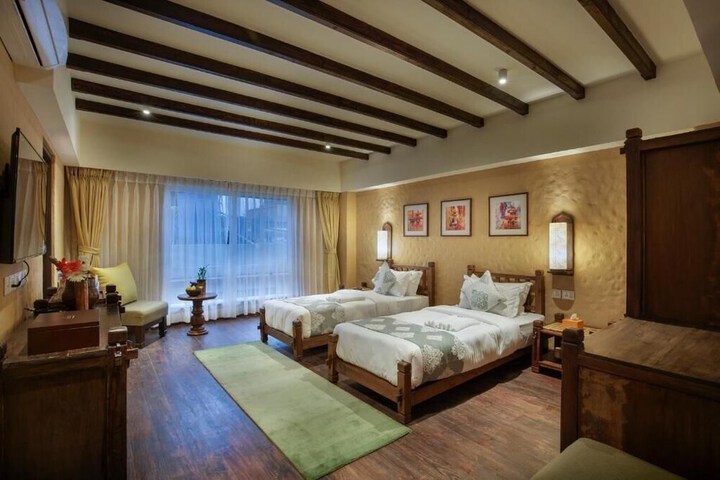 Room 33 of 98