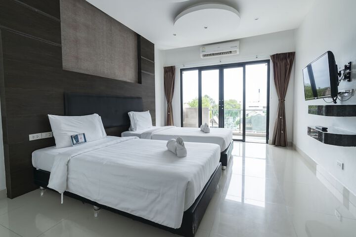 Room 15 of 140
