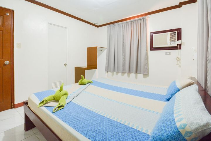 Room 14 of 51