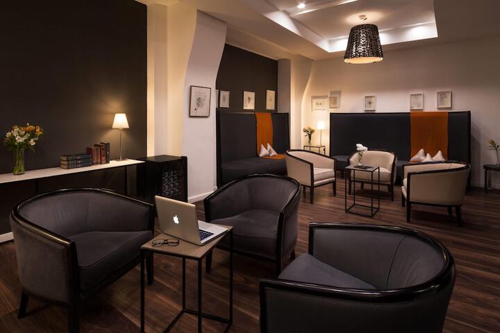 Hotel Lobby