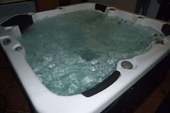 Spa 14 of 32