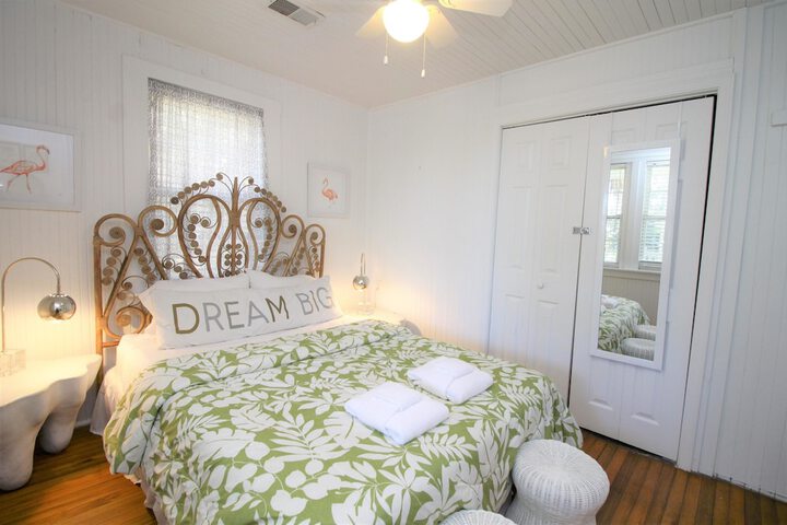 Room 7 of 26
