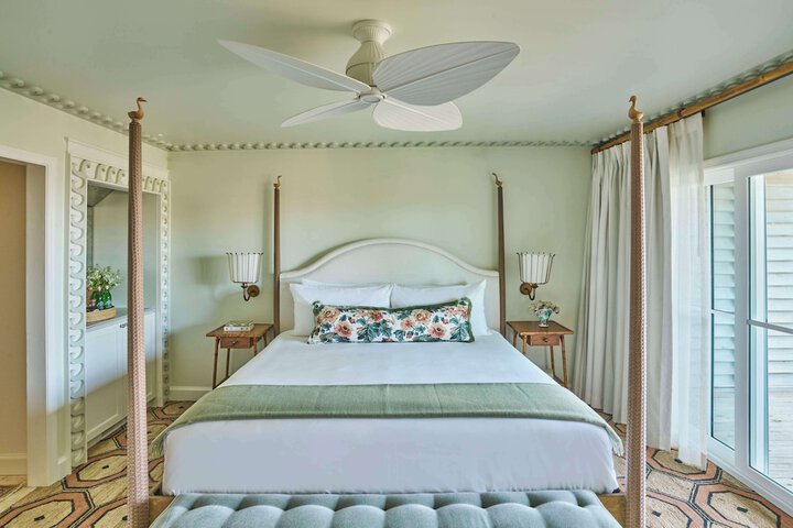Room 2 of 87