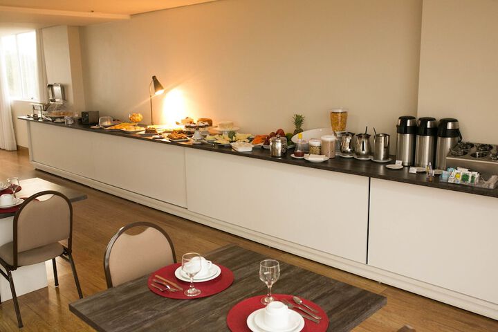 Breakfast/Coffee Service 43 of 60