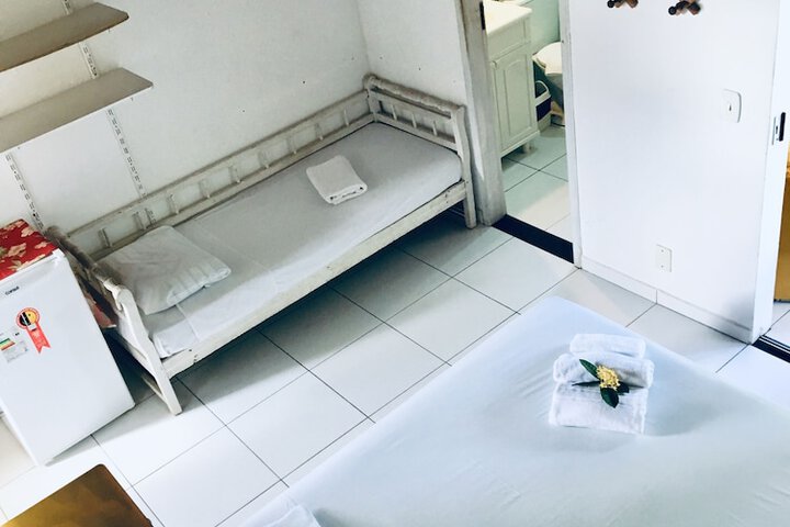 Room 3 of 32