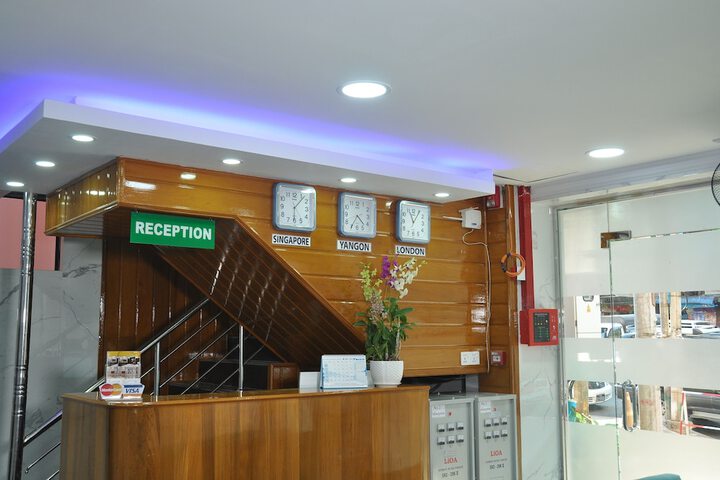 Hotel Interior 4 of 30