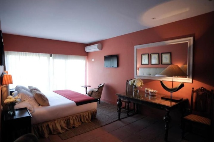 Room 16 of 116