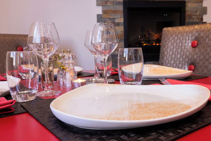Dining 58 of 97
