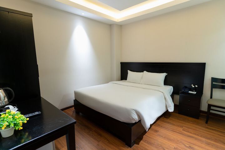 Room 12 of 41