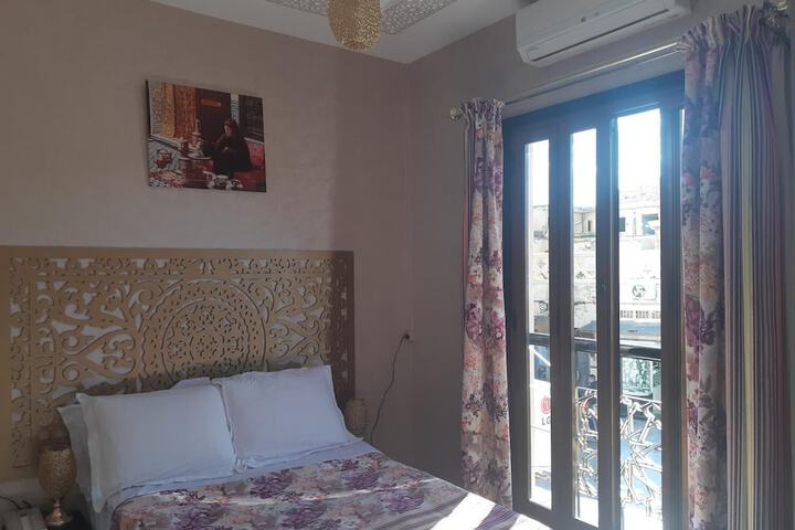 Room 9 of 45