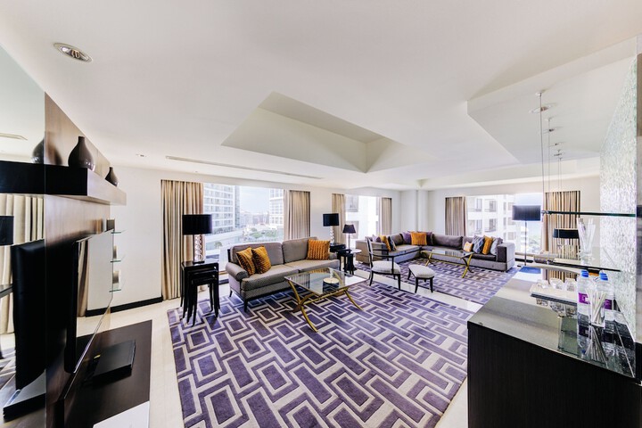 Room 40 of 130