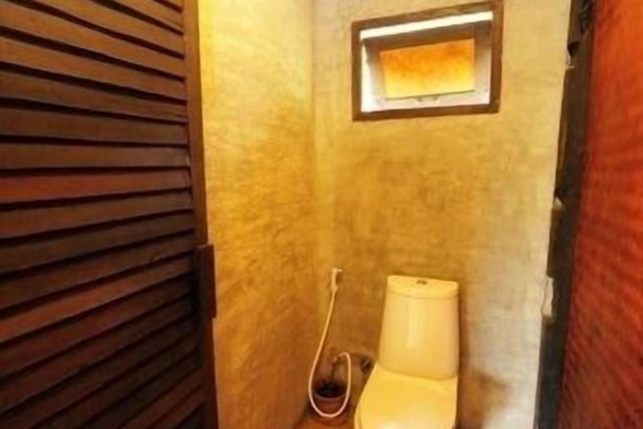 Bath Interior